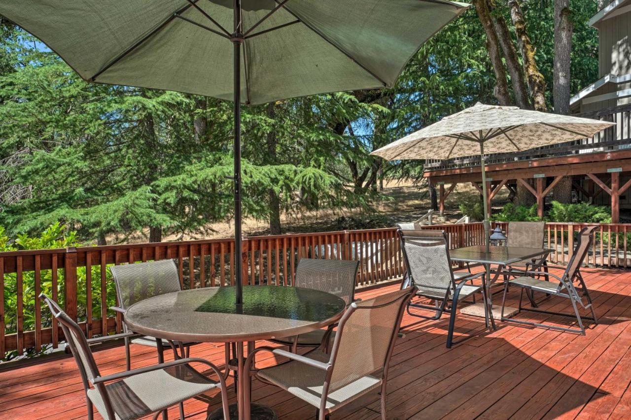 Pine Mountain Lake Haven With Spacious Deck! Groveland Exterior foto